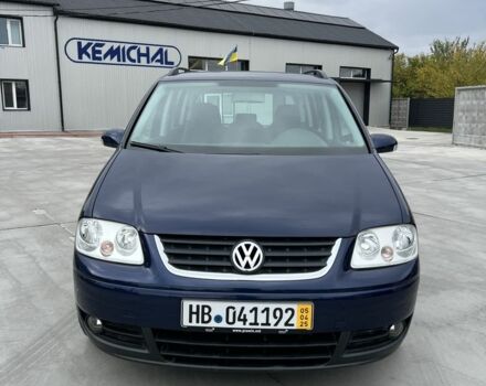 Синий Фольксваген Туран, объемом двигателя 1.6 л и пробегом 247 тыс. км за 7200 $, фото 2 на Automoto.ua