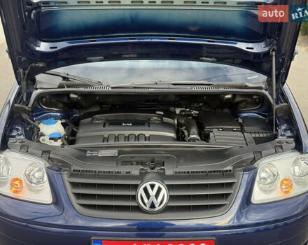 Синій Фольксваген Туран, об'ємом двигуна 1.6 л та пробігом 221 тис. км за 6200 $, фото 27 на Automoto.ua