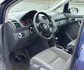 Синій Фольксваген Туран, об'ємом двигуна 1.9 л та пробігом 289 тис. км за 2800 $, фото 5 на Automoto.ua