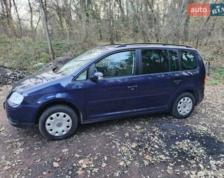 Синий Фольксваген Туран, объемом двигателя 1.6 л и пробегом 223 тыс. км за 6200 $, фото 8 на Automoto.ua