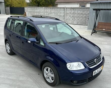 Синий Фольксваген Туран, объемом двигателя 1.6 л и пробегом 247 тыс. км за 7200 $, фото 4 на Automoto.ua