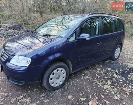 Синий Фольксваген Туран, объемом двигателя 1.6 л и пробегом 223 тыс. км за 6200 $, фото 6 на Automoto.ua