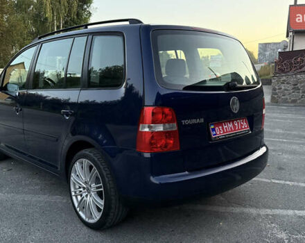 Синій Фольксваген Туран, об'ємом двигуна 1.6 л та пробігом 282 тис. км за 6500 $, фото 7 на Automoto.ua