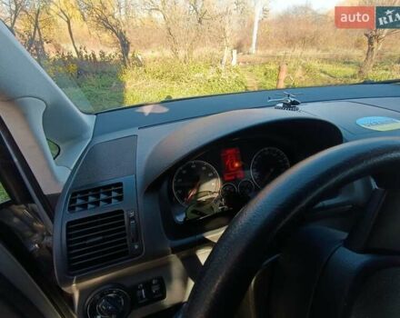 Синій Фольксваген Туран, об'ємом двигуна 1.4 л та пробігом 233 тис. км за 5799 $, фото 3 на Automoto.ua