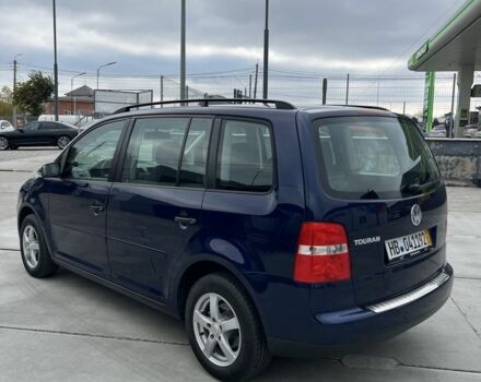 Синий Фольксваген Туран, объемом двигателя 1.6 л и пробегом 247 тыс. км за 7200 $, фото 9 на Automoto.ua