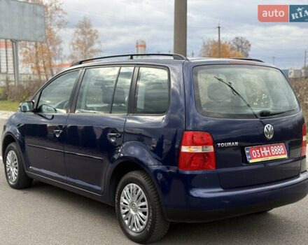 Синій Фольксваген Туран, об'ємом двигуна 1.6 л та пробігом 221 тис. км за 6200 $, фото 19 на Automoto.ua