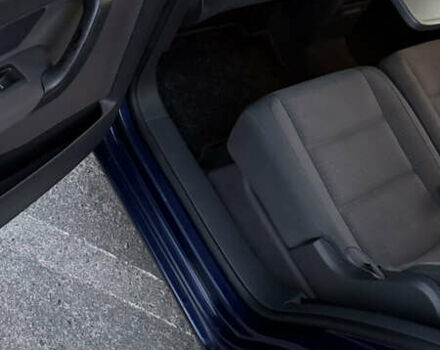 Синій Фольксваген Туран, об'ємом двигуна 1.6 л та пробігом 282 тис. км за 6500 $, фото 30 на Automoto.ua