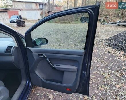 Синий Фольксваген Туран, объемом двигателя 1.6 л и пробегом 223 тыс. км за 6200 $, фото 27 на Automoto.ua