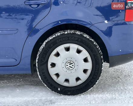 Синій Фольксваген Туран, об'ємом двигуна 1.6 л та пробігом 170 тис. км за 5800 $, фото 15 на Automoto.ua