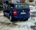 Синий Фольксваген Туран, объемом двигателя 2 л и пробегом 234 тыс. км за 2450 $, фото 2 на Automoto.ua