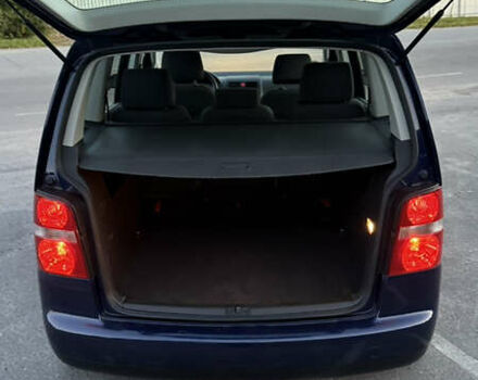 Синій Фольксваген Туран, об'ємом двигуна 1.6 л та пробігом 282 тис. км за 6500 $, фото 32 на Automoto.ua