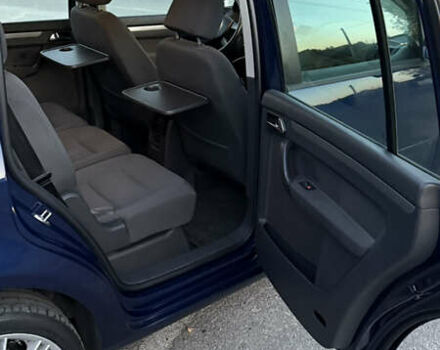 Синій Фольксваген Туран, об'ємом двигуна 1.6 л та пробігом 282 тис. км за 6500 $, фото 37 на Automoto.ua