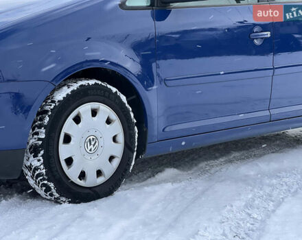 Синій Фольксваген Туран, об'ємом двигуна 1.6 л та пробігом 170 тис. км за 5800 $, фото 13 на Automoto.ua