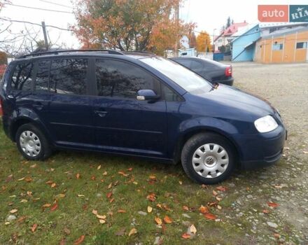 Синий Фольксваген Туран, объемом двигателя 1.6 л и пробегом 283 тыс. км за 6100 $, фото 7 на Automoto.ua