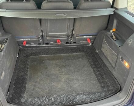 Синий Фольксваген Туран, объемом двигателя 1.9 л и пробегом 322 тыс. км за 3900 $, фото 12 на Automoto.ua