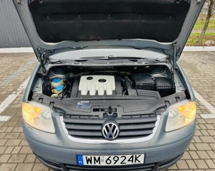 Синий Фольксваген Туран, объемом двигателя 2 л и пробегом 257 тыс. км за 3450 $, фото 23 на Automoto.ua