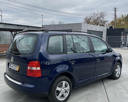 Синий Фольксваген Туран, объемом двигателя 1.6 л и пробегом 247 тыс. км за 7200 $, фото 6 на Automoto.ua