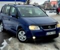 Синий Фольксваген Туран, объемом двигателя 2 л и пробегом 350 тыс. км за 2450 $, фото 1 на Automoto.ua