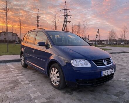 Синий Фольксваген Туран, объемом двигателя 2 л и пробегом 322 тыс. км за 2700 $, фото 5 на Automoto.ua