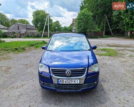 Синій Фольксваген Туран, об'ємом двигуна 1.6 л та пробігом 267 тис. км за 6700 $, фото 1 на Automoto.ua