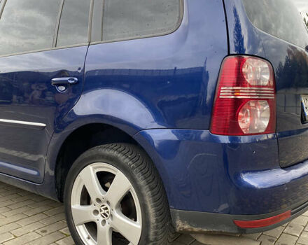 Синий Фольксваген Туран, объемом двигателя 1.97 л и пробегом 283 тыс. км за 7400 $, фото 7 на Automoto.ua