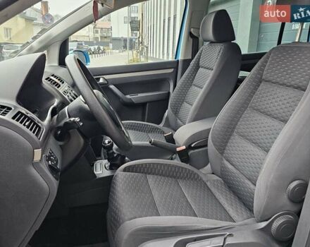 Синий Фольксваген Туран, объемом двигателя 1.6 л и пробегом 237 тыс. км за 6500 $, фото 14 на Automoto.ua