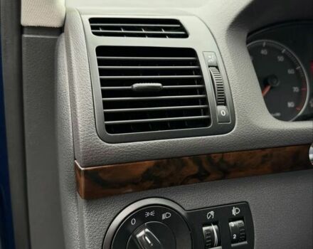 Синий Фольксваген Туран, объемом двигателя 1.4 л и пробегом 203 тыс. км за 7822 $, фото 7 на Automoto.ua