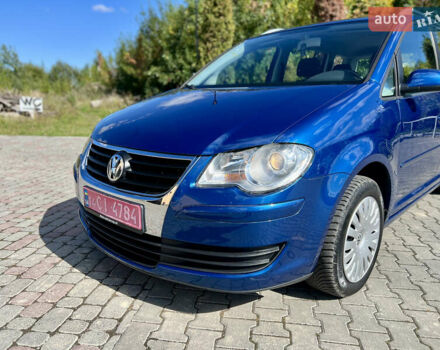 Синий Фольксваген Туран, объемом двигателя 1.4 л и пробегом 260 тыс. км за 6750 $, фото 12 на Automoto.ua