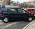 Синий Фольксваген Туран, объемом двигателя 1.6 л и пробегом 186 тыс. км за 8300 $, фото 1 на Automoto.ua