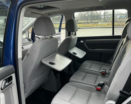 Синій Фольксваген Туран, об'ємом двигуна 1.4 л та пробігом 208 тис. км за 6899 $, фото 5 на Automoto.ua