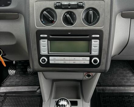 Синій Фольксваген Туран, об'ємом двигуна 1.4 л та пробігом 208 тис. км за 6899 $, фото 7 на Automoto.ua