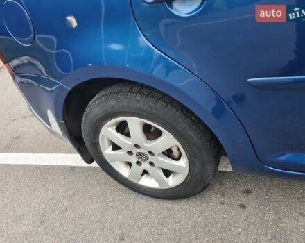 Синий Фольксваген Туран, объемом двигателя 1.6 л и пробегом 270 тыс. км за 6900 $, фото 13 на Automoto.ua