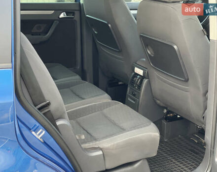 Синий Фольксваген Туран, объемом двигателя 1.6 л и пробегом 268 тыс. км за 6399 $, фото 36 на Automoto.ua