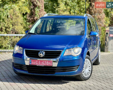 Синий Фольксваген Туран, объемом двигателя 1.4 л и пробегом 260 тыс. км за 6750 $, фото 3 на Automoto.ua