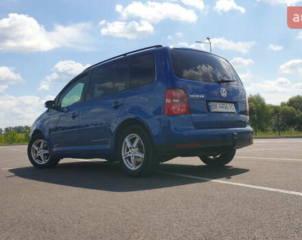 Синій Фольксваген Туран, об'ємом двигуна 1.4 л та пробігом 280 тис. км за 5888 $, фото 16 на Automoto.ua