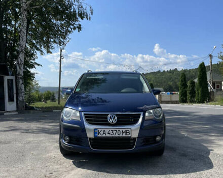 Синий Фольксваген Туран, объемом двигателя 1.97 л и пробегом 320 тыс. км за 8800 $, фото 4 на Automoto.ua