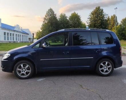 Синий Фольксваген Туран, объемом двигателя 1.98 л и пробегом 250 тыс. км за 7000 $, фото 18 на Automoto.ua