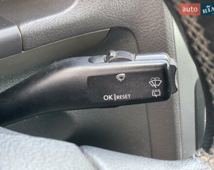 Синий Фольксваген Туран, объемом двигателя 1.6 л и пробегом 268 тыс. км за 6399 $, фото 27 на Automoto.ua