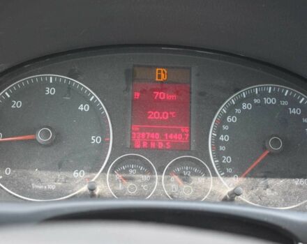 Синий Фольксваген Туран, объемом двигателя 1.9 л и пробегом 381 тыс. км за 2328 $, фото 14 на Automoto.ua