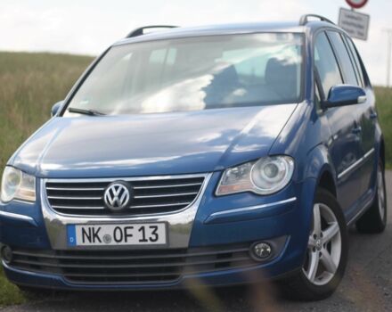 Синий Фольксваген Туран, объемом двигателя 1.9 л и пробегом 381 тыс. км за 2328 $, фото 3 на Automoto.ua