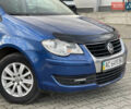 Синий Фольксваген Туран, объемом двигателя 1.6 л и пробегом 268 тыс. км за 6399 $, фото 2 на Automoto.ua
