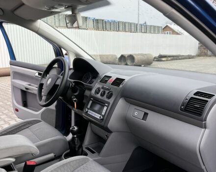 Синій Фольксваген Туран, об'ємом двигуна 1.4 л та пробігом 208 тис. км за 6899 $, фото 4 на Automoto.ua