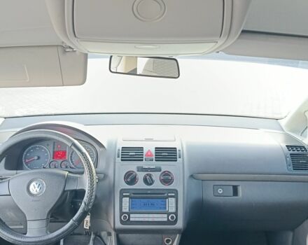 Синий Фольксваген Туран, объемом двигателя 1.4 л и пробегом 250 тыс. км за 5900 $, фото 7 на Automoto.ua