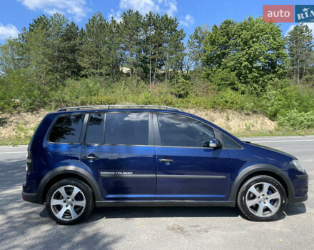 Синий Фольксваген Туран, объемом двигателя 1.97 л и пробегом 320 тыс. км за 8800 $, фото 3 на Automoto.ua