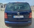 Синий Фольксваген Туран, объемом двигателя 1.6 л и пробегом 220 тыс. км за 7800 $, фото 3 на Automoto.ua
