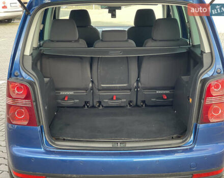 Синий Фольксваген Туран, объемом двигателя 1.6 л и пробегом 268 тыс. км за 6399 $, фото 33 на Automoto.ua