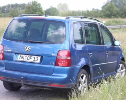 Синий Фольксваген Туран, объемом двигателя 1.9 л и пробегом 381 тыс. км за 2328 $, фото 6 на Automoto.ua