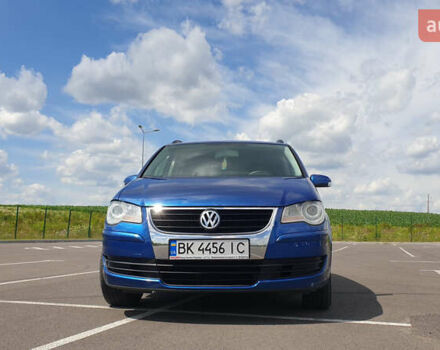 Синій Фольксваген Туран, об'ємом двигуна 1.4 л та пробігом 280 тис. км за 5888 $, фото 2 на Automoto.ua