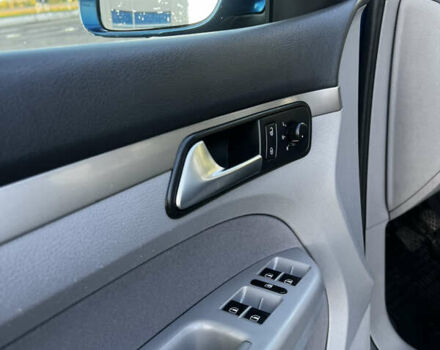 Синий Фольксваген Туран, объемом двигателя 1.4 л и пробегом 205 тыс. км за 7299 $, фото 15 на Automoto.ua