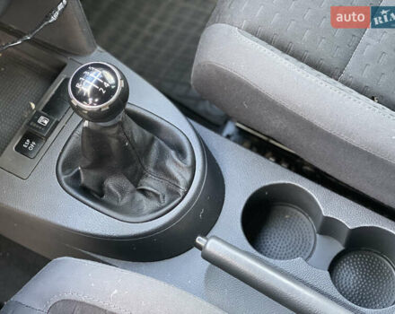 Синий Фольксваген Туран, объемом двигателя 1.6 л и пробегом 268 тыс. км за 6399 $, фото 24 на Automoto.ua